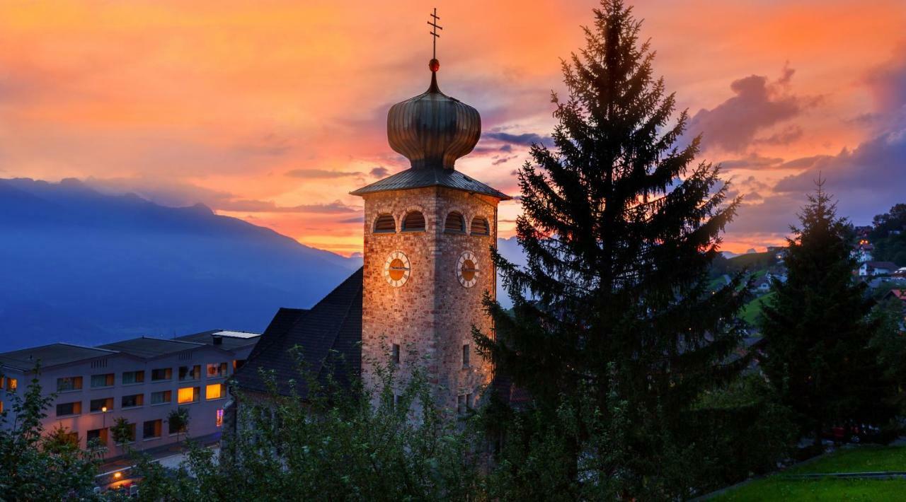 Hotel Oberland Triesenberg Екстер'єр фото